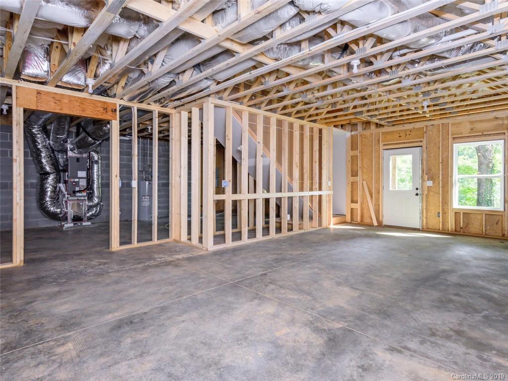 31 Lilac Street Asheville NC 28806