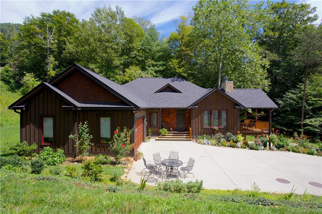 274 Holcombe Cove Road Candler NC 28715