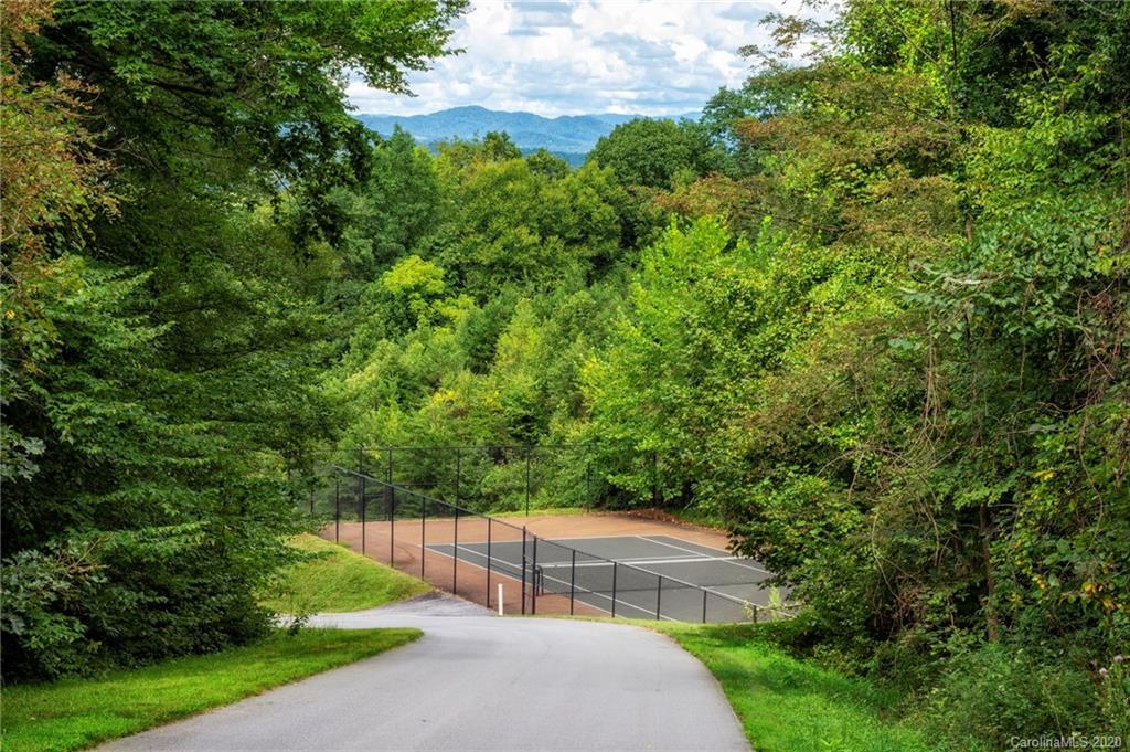 24 Mossy Rock Lane Leicester NC 28748