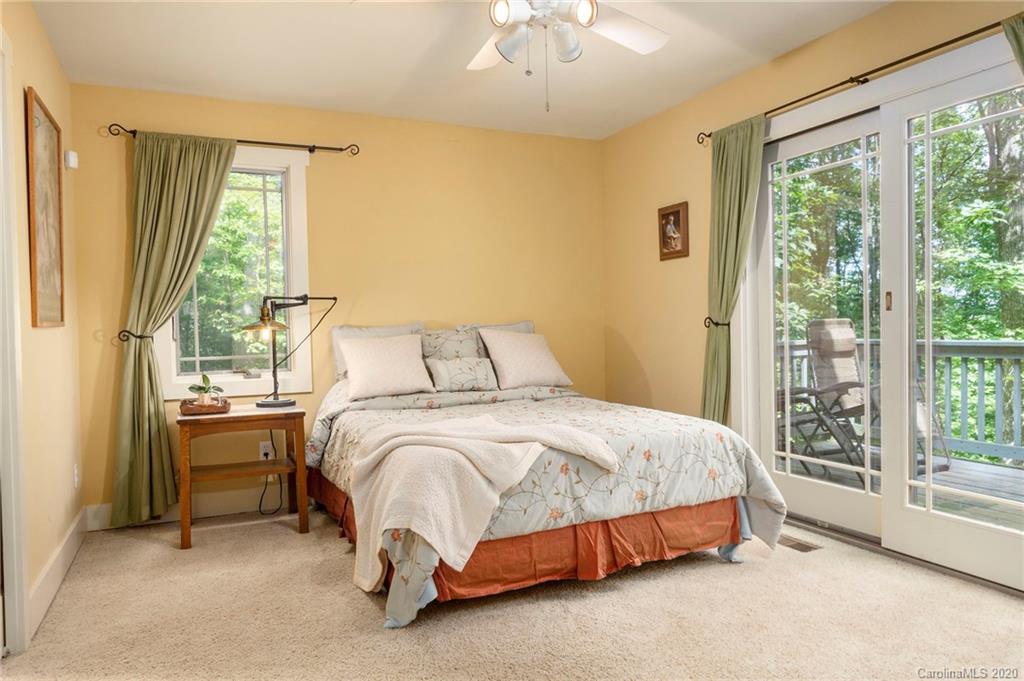 24 Mossy Rock Lane Leicester NC 28748