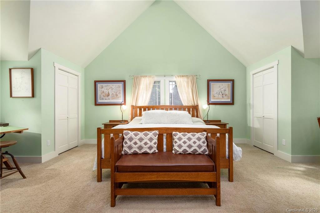 24 Mossy Rock Lane Leicester NC 28748