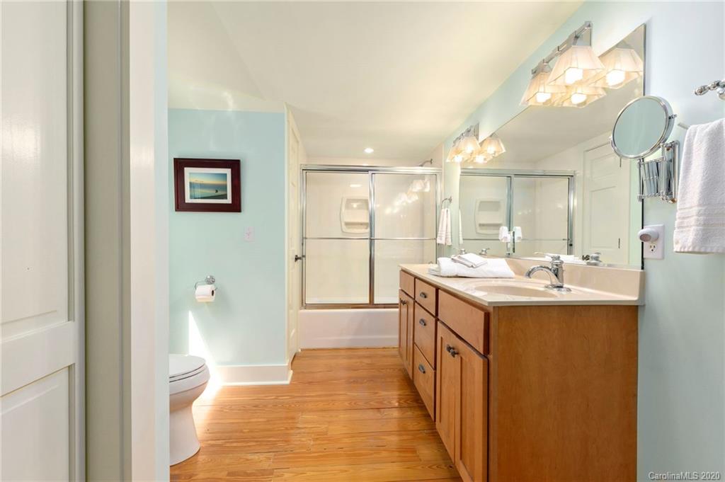 24 Mossy Rock Lane Leicester NC 28748