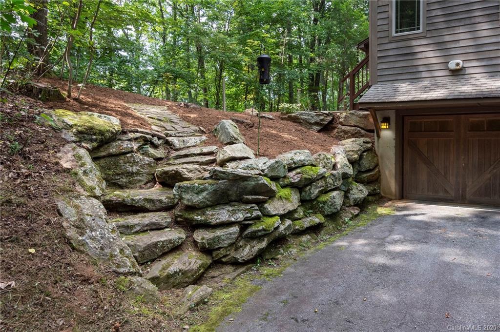 24 Mossy Rock Lane Leicester NC 28748