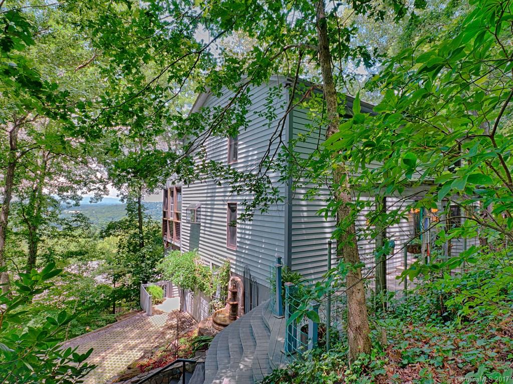8 Skyview Place Asheville NC 28804