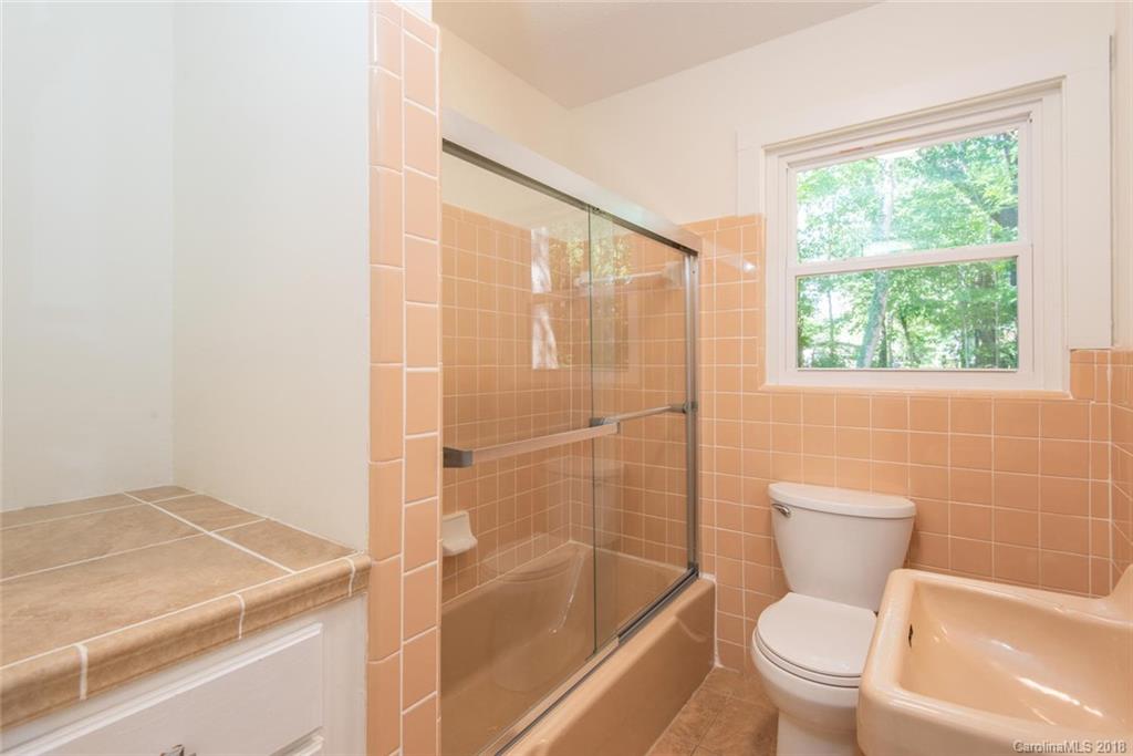 41 Perdue Place Asheville NC 28806
