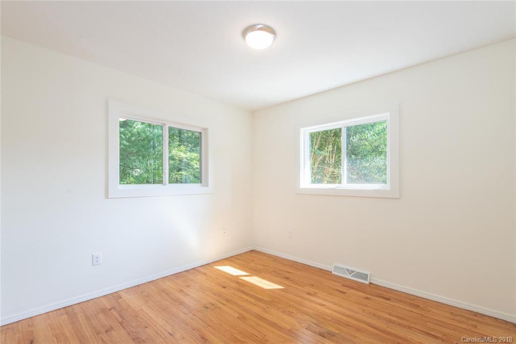 41 Perdue Place Asheville NC 28806