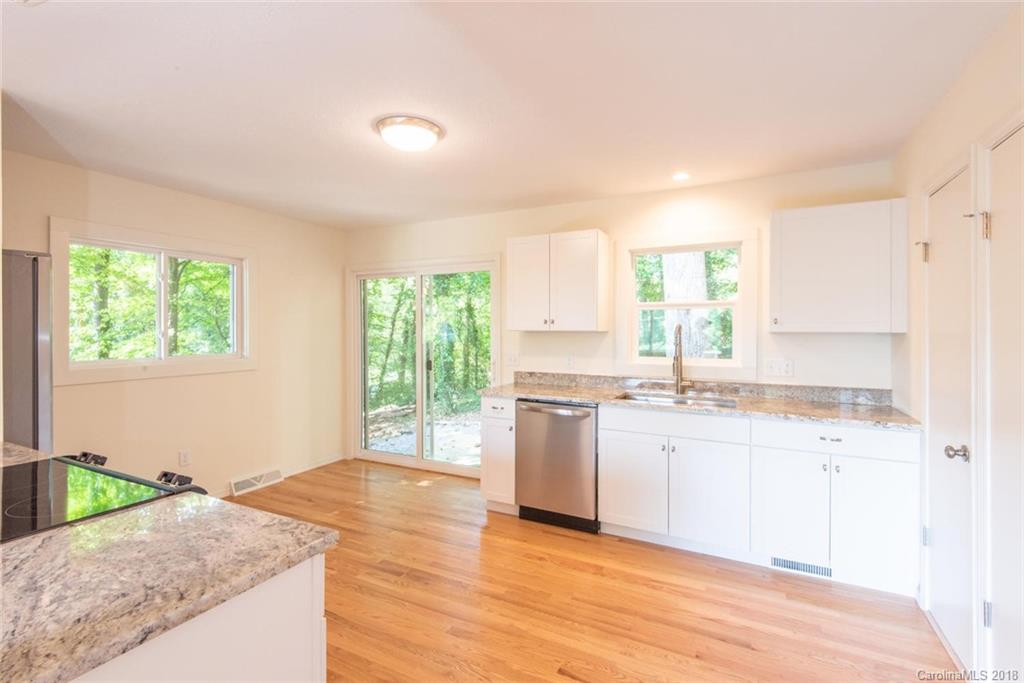 41 Perdue Place Asheville NC 28806