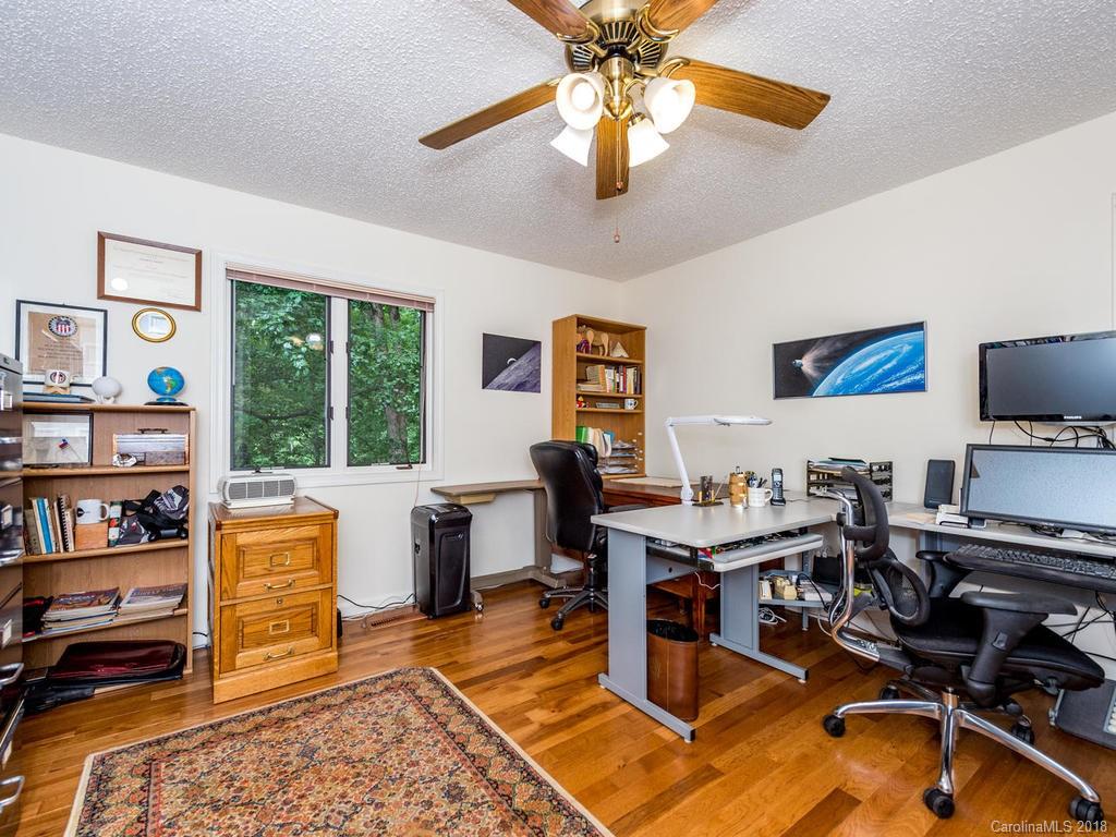 25 Gardenwood Lane Asheville NC 28803