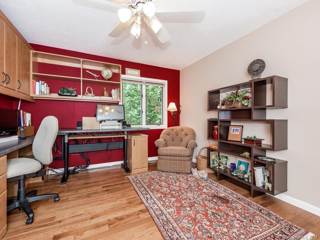 25 Gardenwood Lane Asheville NC 28803