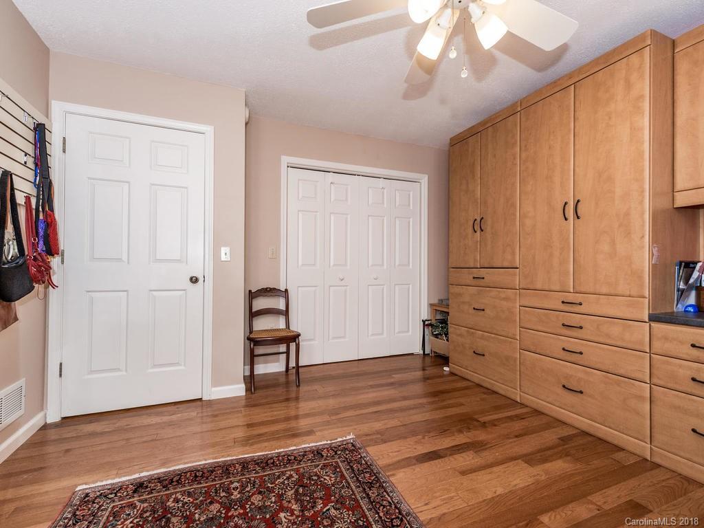 25 Gardenwood Lane Asheville NC 28803