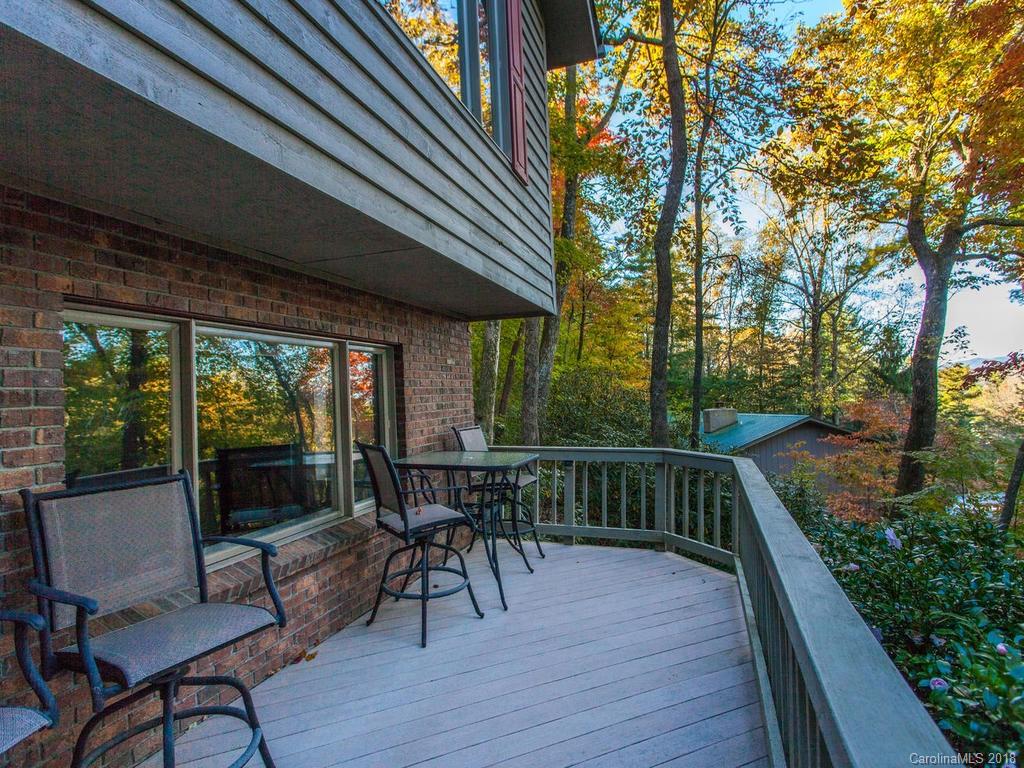 25 Gardenwood Lane Asheville NC 28803