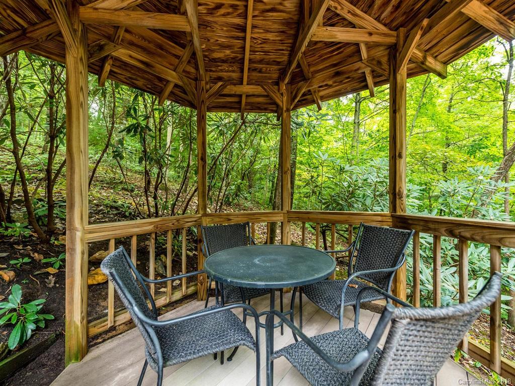 25 Gardenwood Lane Asheville NC 28803