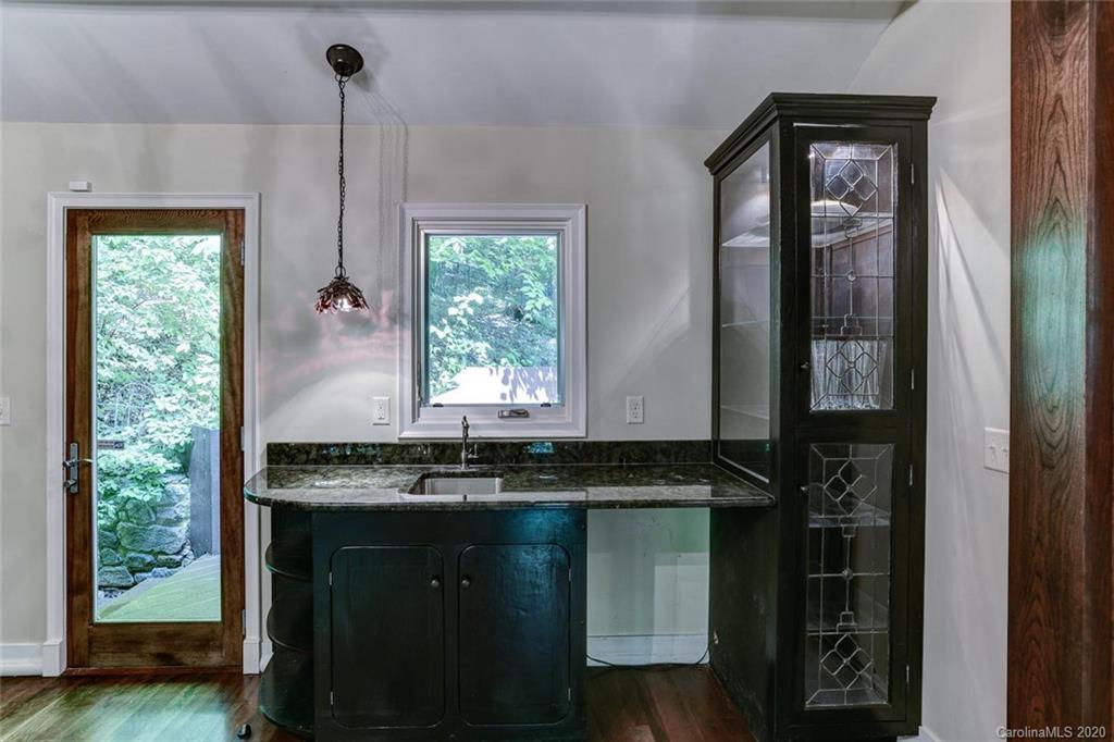 28 Ox Creek Road Weaverville NC 28787