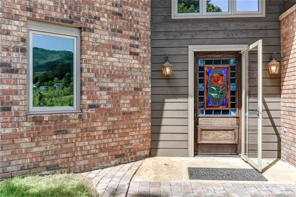 28 Ox Creek Road Weaverville NC 28787