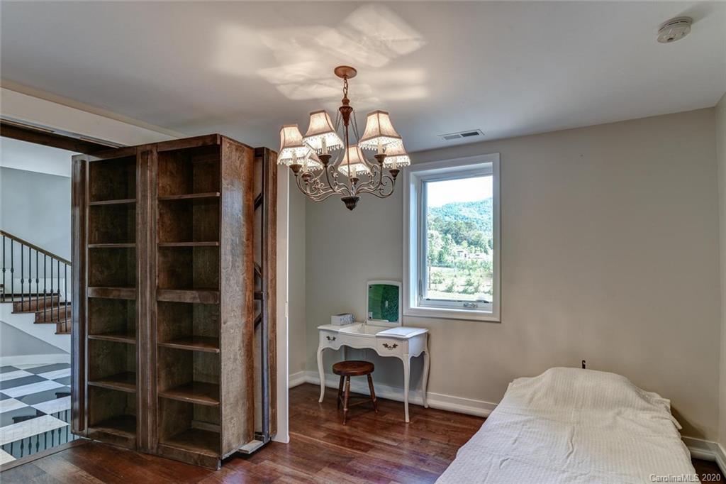 28 Ox Creek Road Weaverville NC 28787