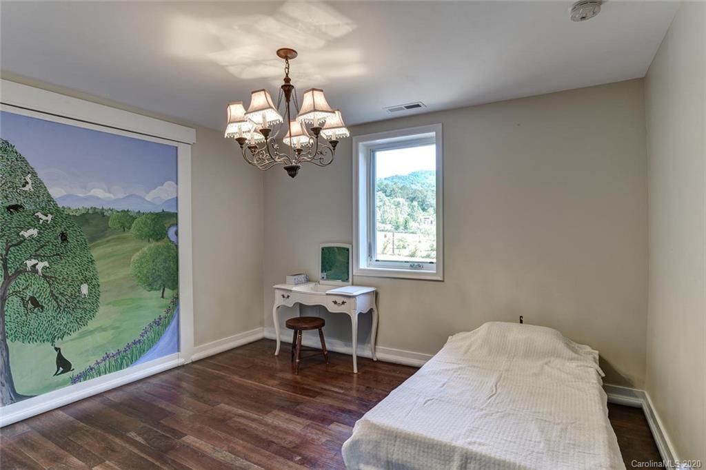 28 Ox Creek Road Weaverville NC 28787