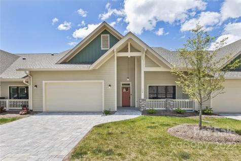 136 Copper Valley Lane Hendersonville NC 28739