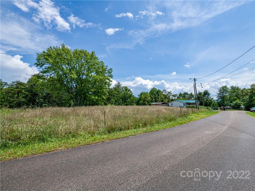 6 Parker Road Weaverville NC 28787