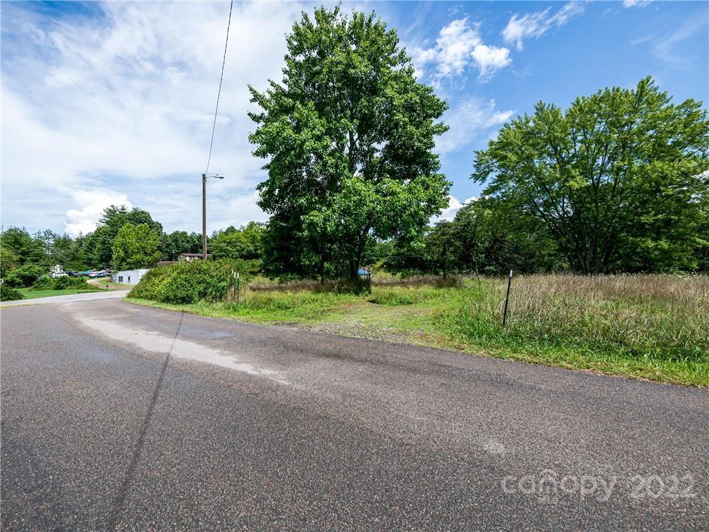 6 Parker Road Weaverville NC 28787