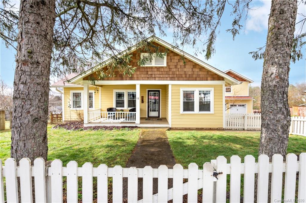 12 Park Street Weaverville NC 28787