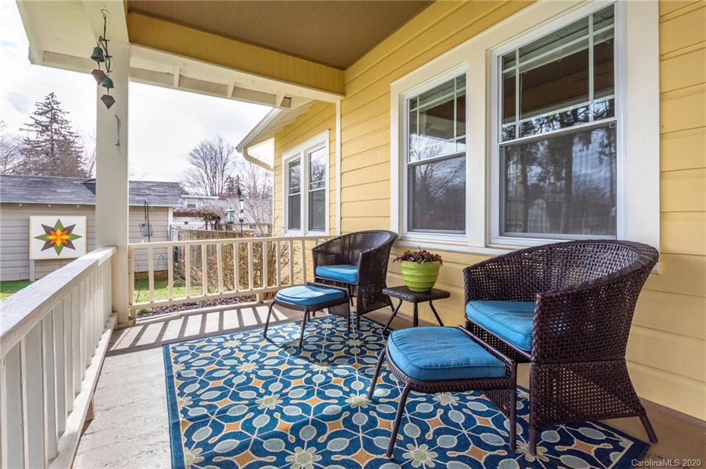 12 Park Street Weaverville NC 28787