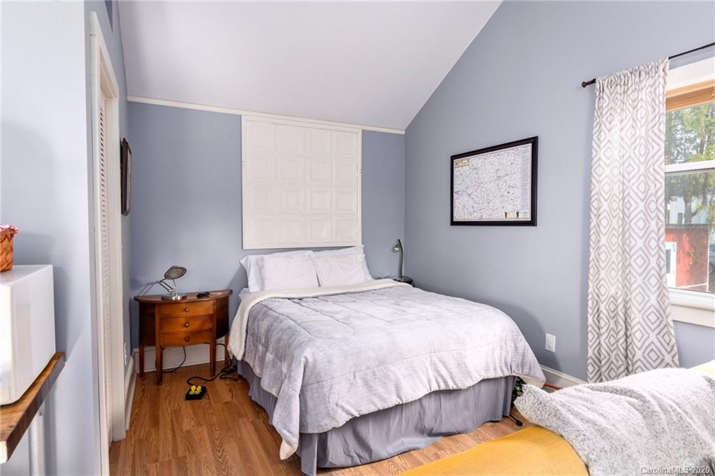 12 Park Street Weaverville NC 28787