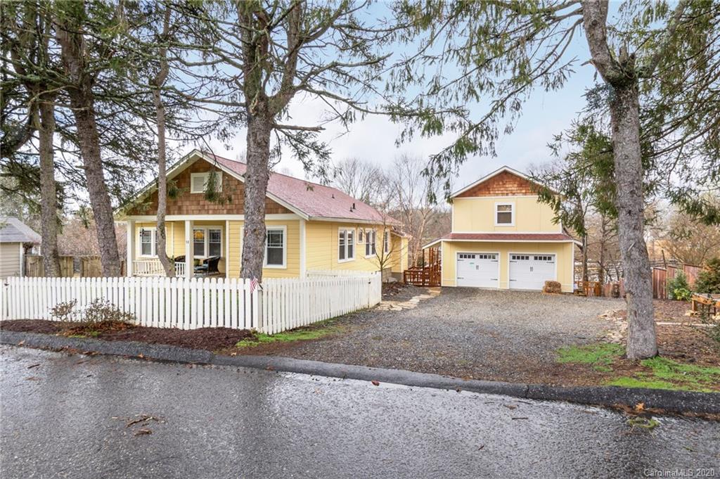 12 Park Street Weaverville NC 28787