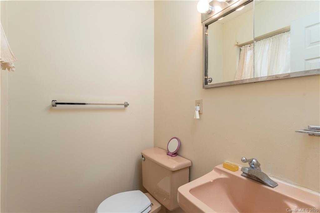 42 Hamburg Drive Weaverville NC 28787