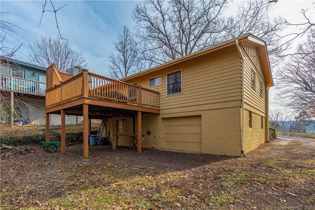42 Hamburg Drive Weaverville NC 28787