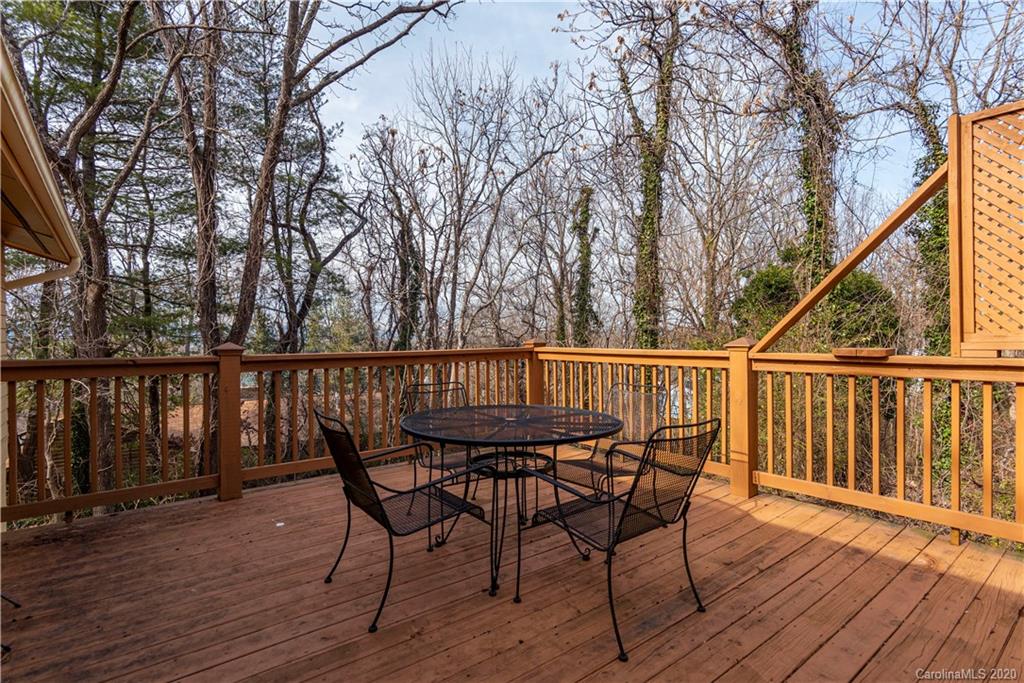 42 Hamburg Drive Weaverville NC 28787