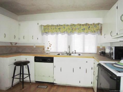 118 7th Street Black Mountain NC 28711