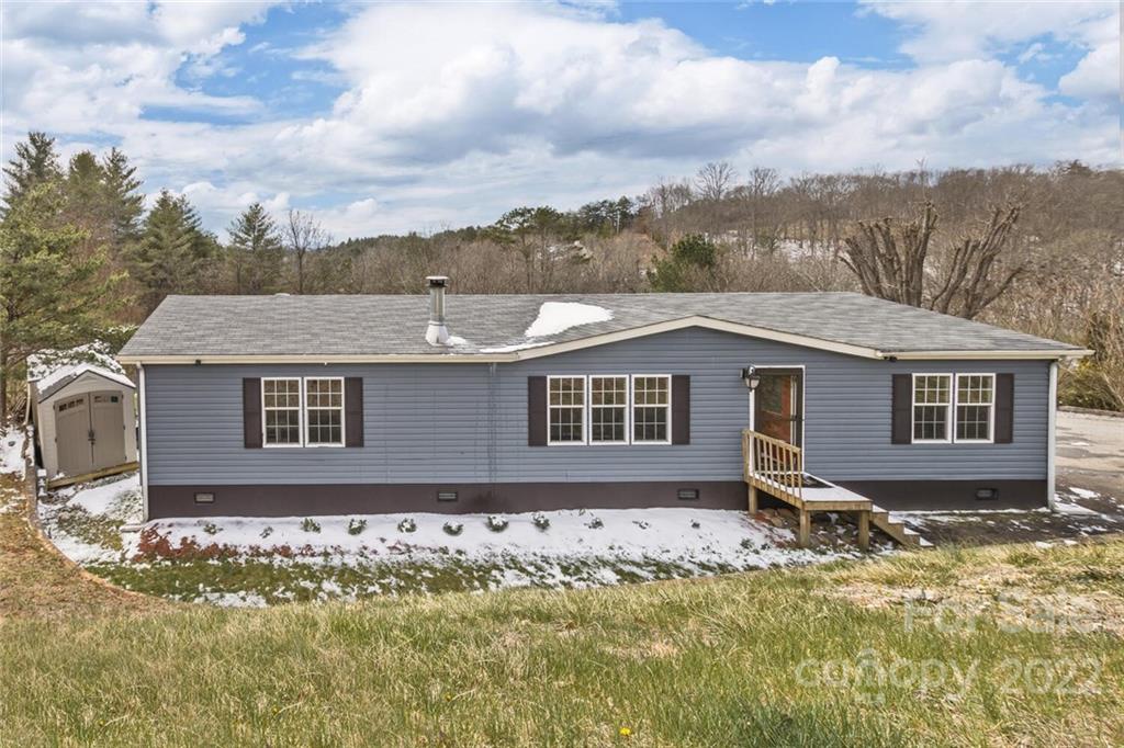 21 E Ponders Way Weaverville NC 28787