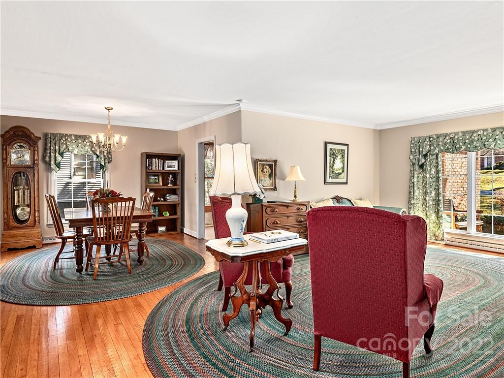 7 Oak Ridge Road Asheville NC 28805