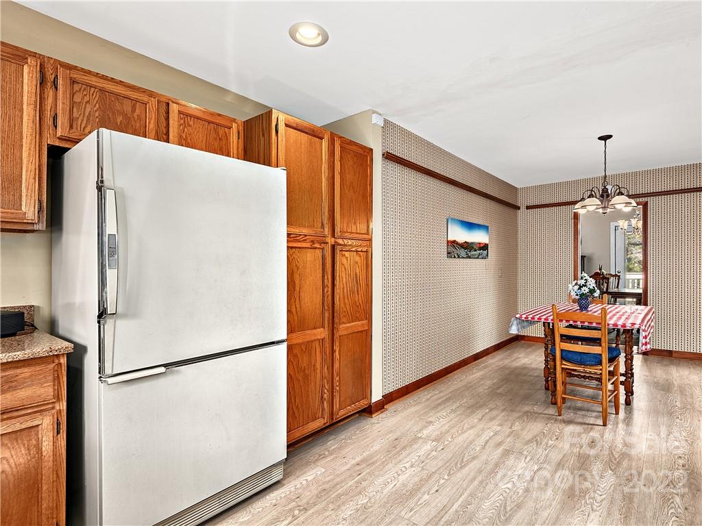7 Oak Ridge Road Asheville NC 28805