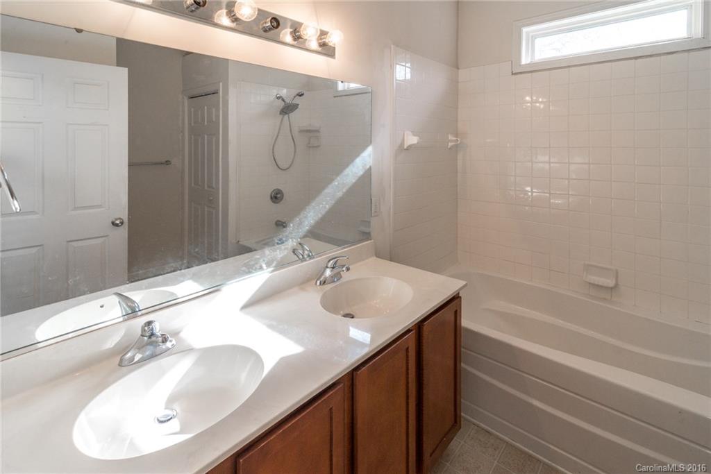 80 Woodcreek Circle Swannanoa NC 28778