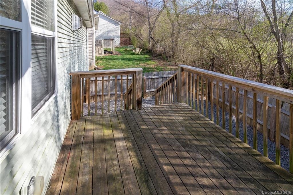 80 Woodcreek Circle Swannanoa NC 28778