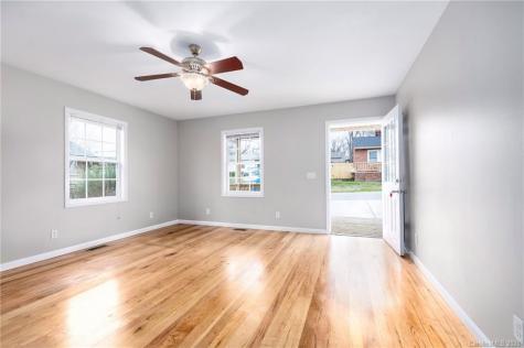 224 Fayetteville Street Asheville NC 28806