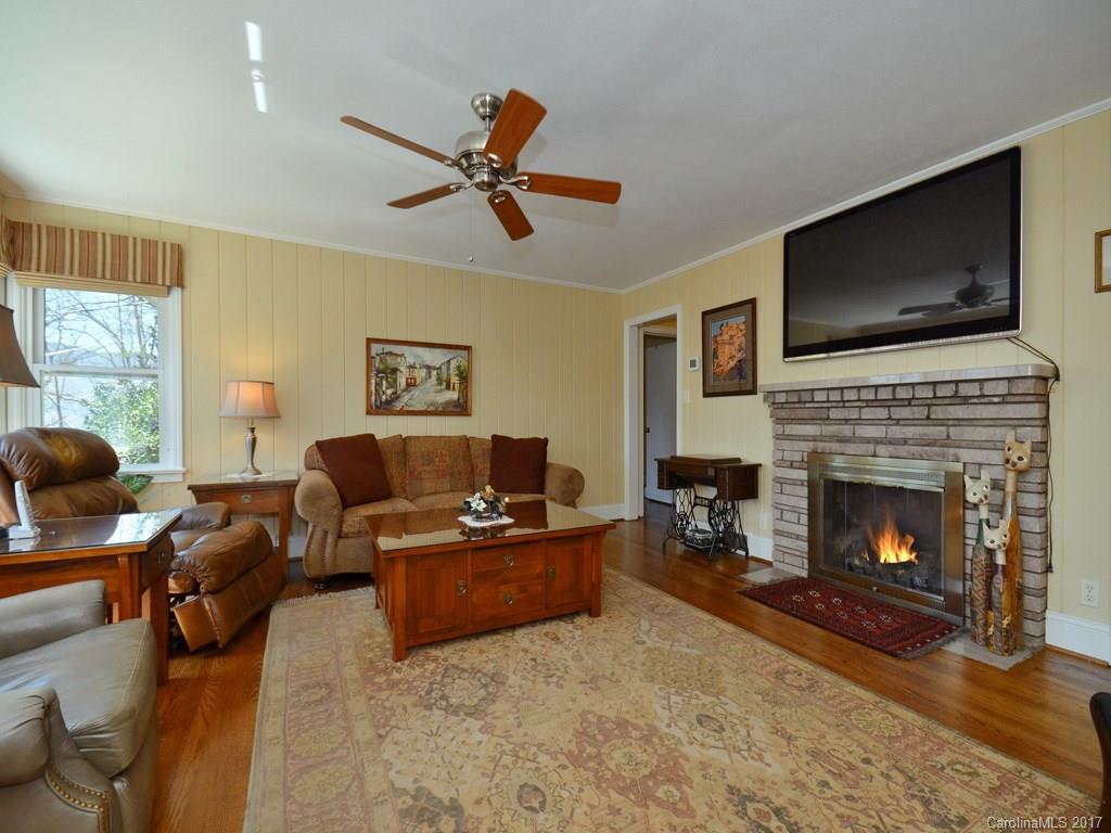 149 Rolling Drive Waynesville NC 28786