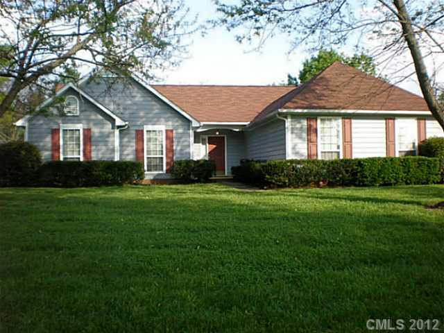 8400 Gidleigh Court Charlotte NC 28216