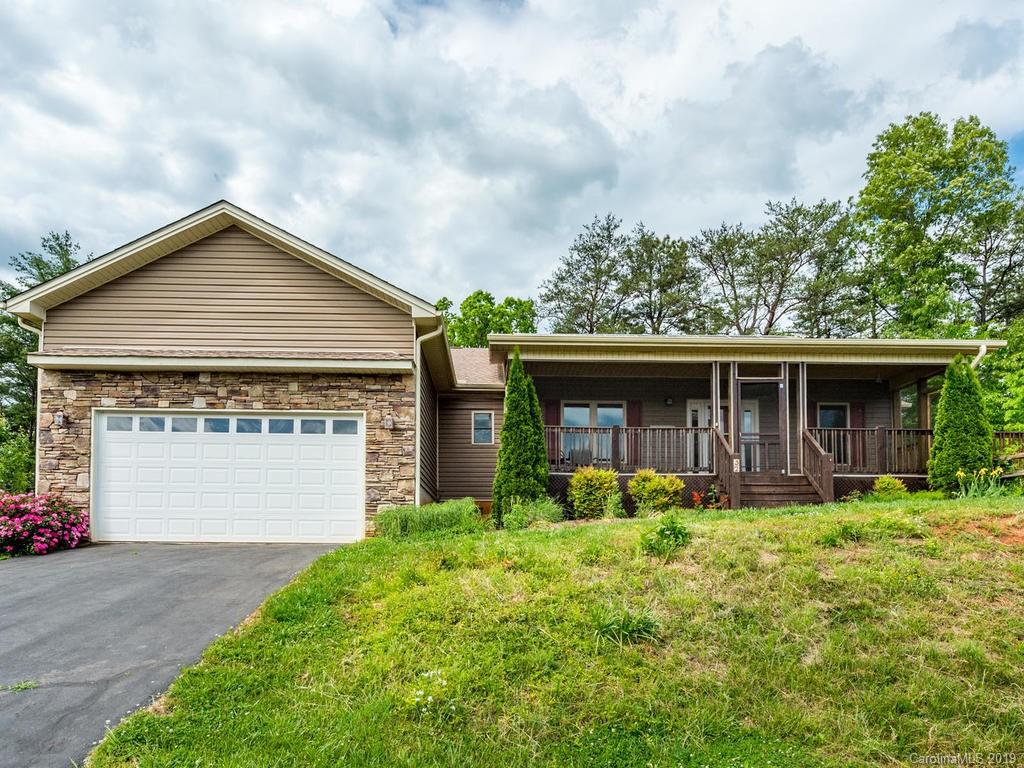 32 Lancaster Lane Weaverville NC 28787