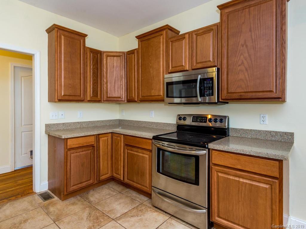 32 Lancaster Lane Weaverville NC 28787