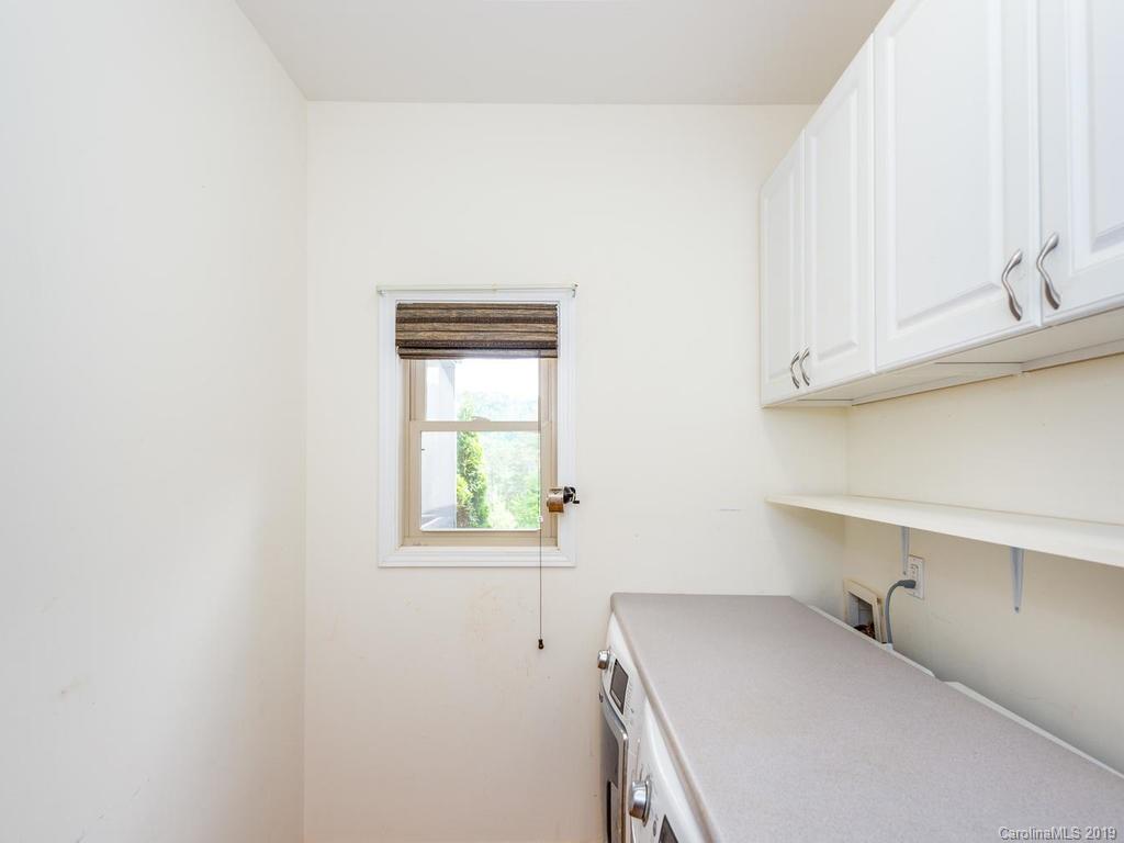 32 Lancaster Lane Weaverville NC 28787