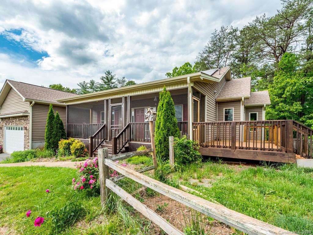 32 Lancaster Lane Weaverville NC 28787