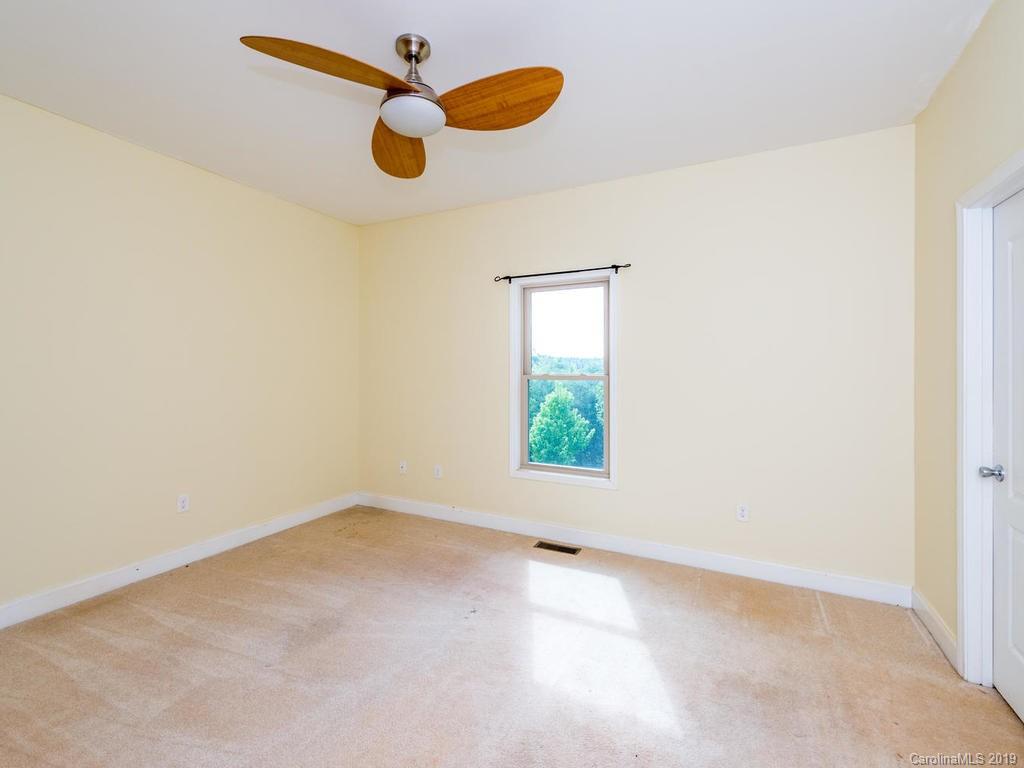32 Lancaster Lane Weaverville NC 28787