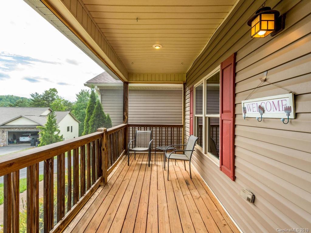 32 Lancaster Lane Weaverville NC 28787