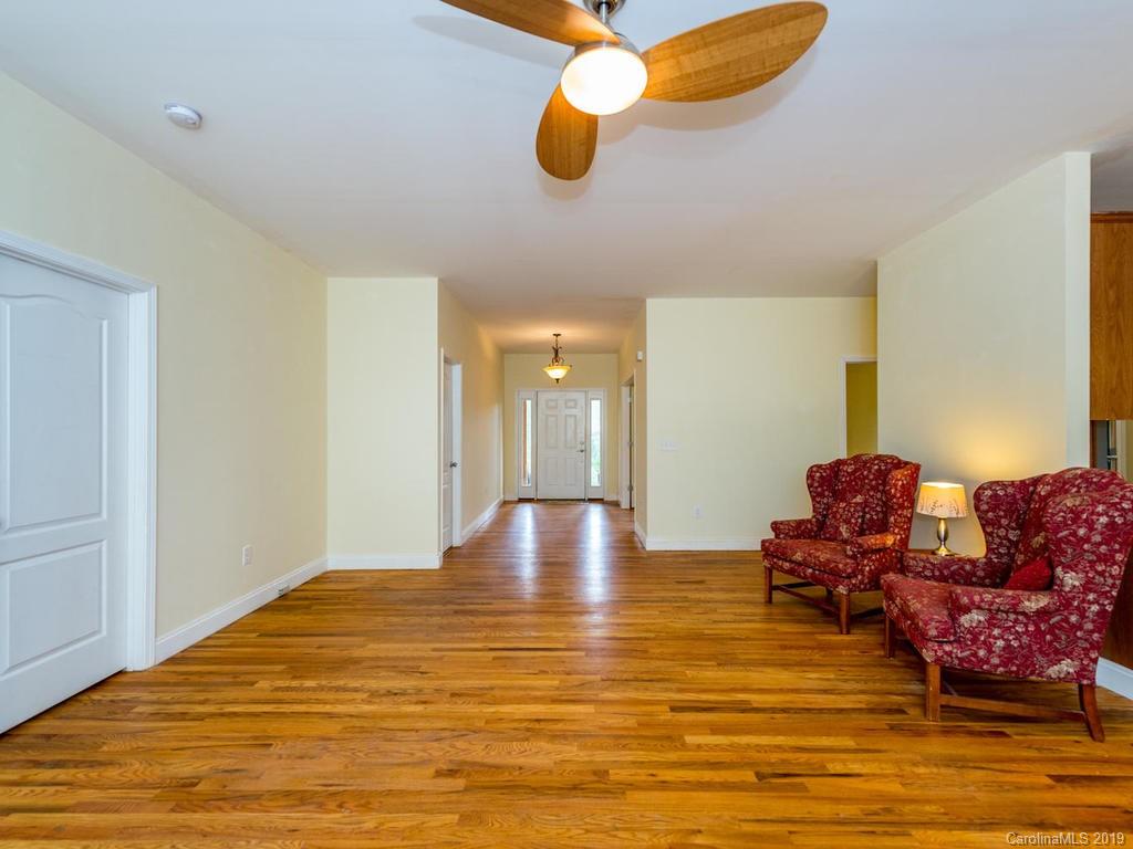 32 Lancaster Lane Weaverville NC 28787