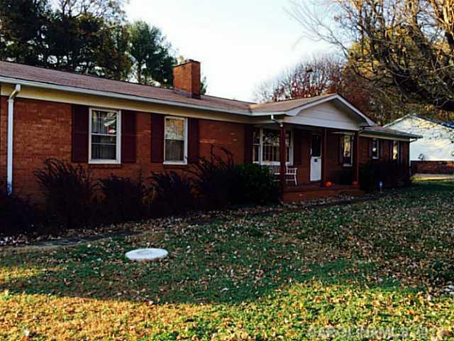 144 S Greenbriar Road Statesville NC 28625