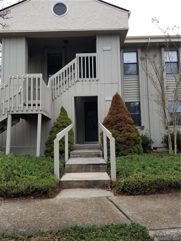 2301 Abbey Circle Asheville NC 28805