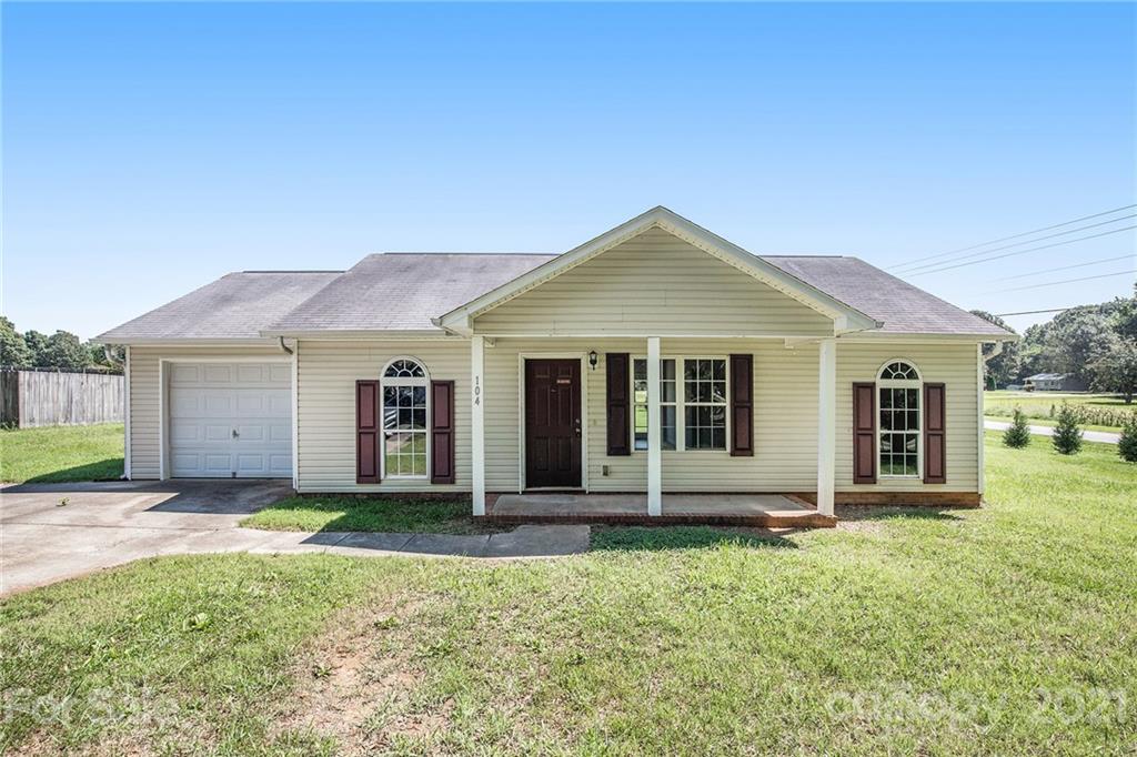 104 Triple Oaks Lane Statesville NC 28625