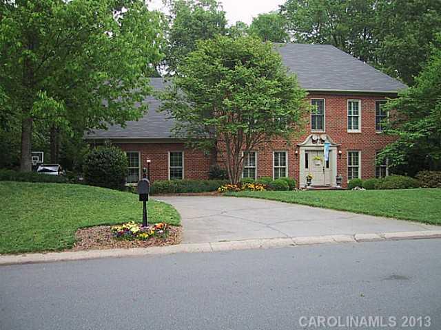 10425 Avondale Avenue Charlotte NC 28210
